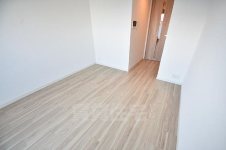 大阪府堺市西区浜寺石津町中1丁の賃貸マンションの居間