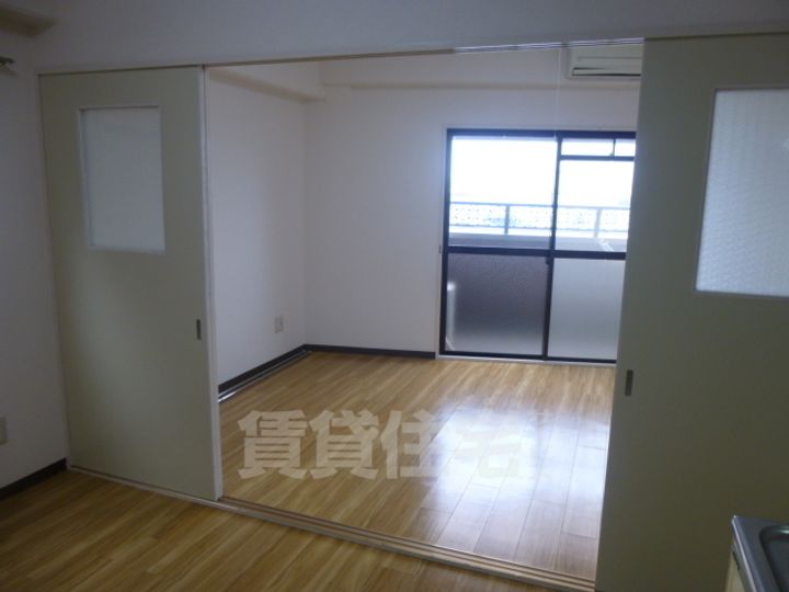 Riora塚本2の寝室