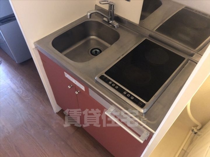 レオパレスKHMのキッチン