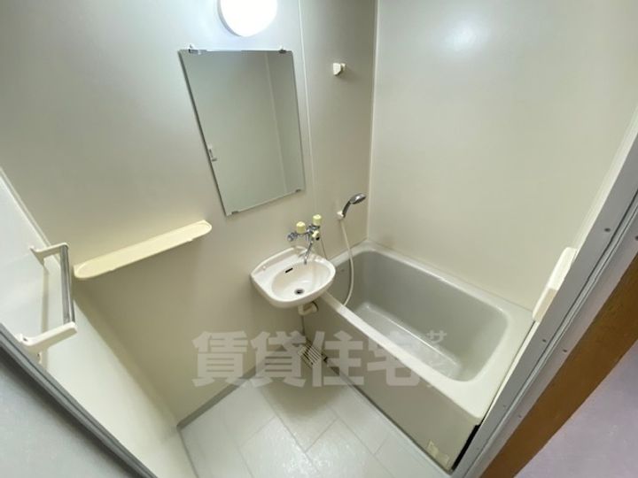 新大宮シティ・パル235の風呂