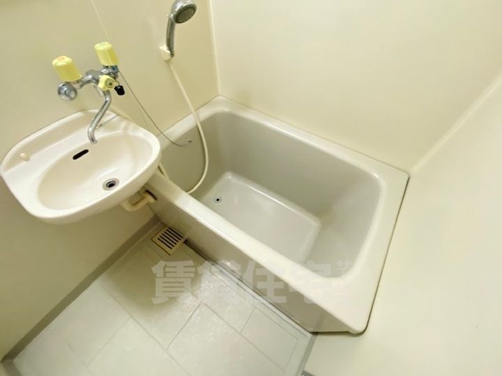 新大宮シティ・パル235の風呂