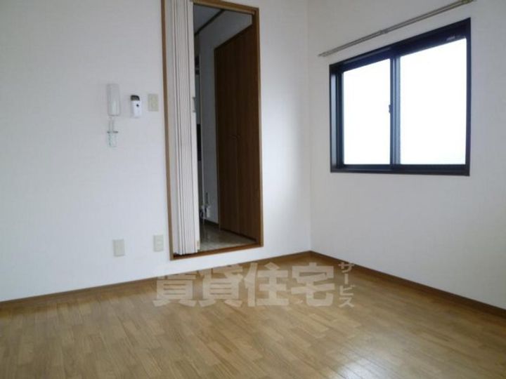 新大宮シティ・パル322の居間