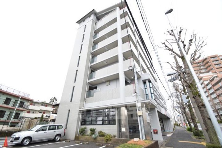 大阪府茨木市南春日丘1丁目の賃貸マンションの外観