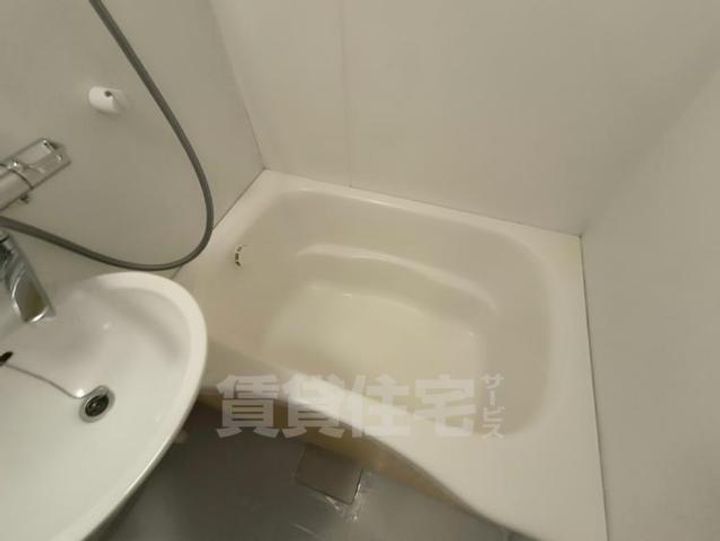 大阪府豊中市柴原町3丁目の賃貸マンションの風呂