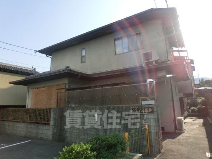 京都府京都市右京区嵯峨大覚寺門前六道町の賃貸アパートの外観