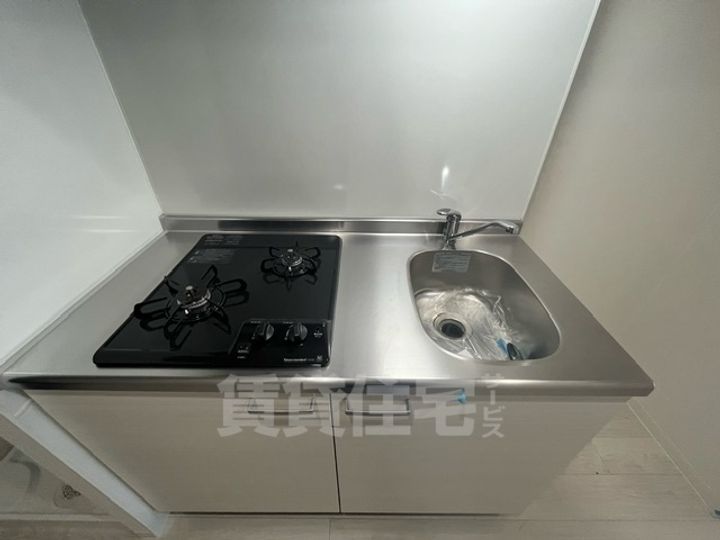 大阪府堺市堺区甲斐町東1丁の賃貸マンションのキッチン