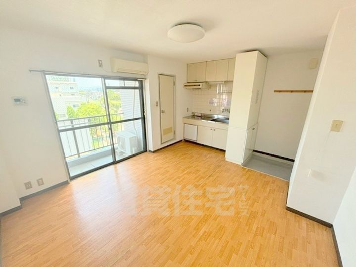 ホワイトインの寝室