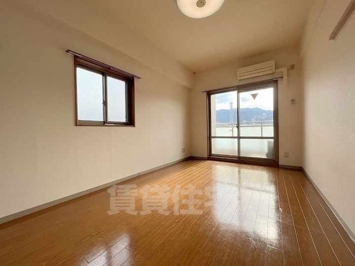 滋賀県大津市島の関の賃貸マンションの内装