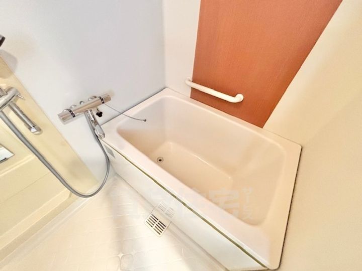 大阪府茨木市東太田3丁目の賃貸マンションの風呂