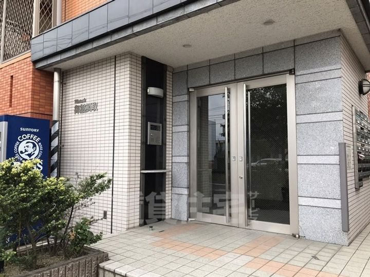 御舘鯛取の玄関