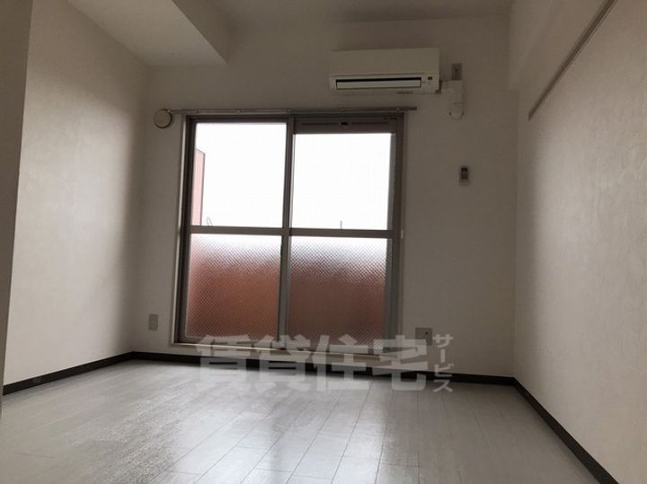 御舘鯛取の居間