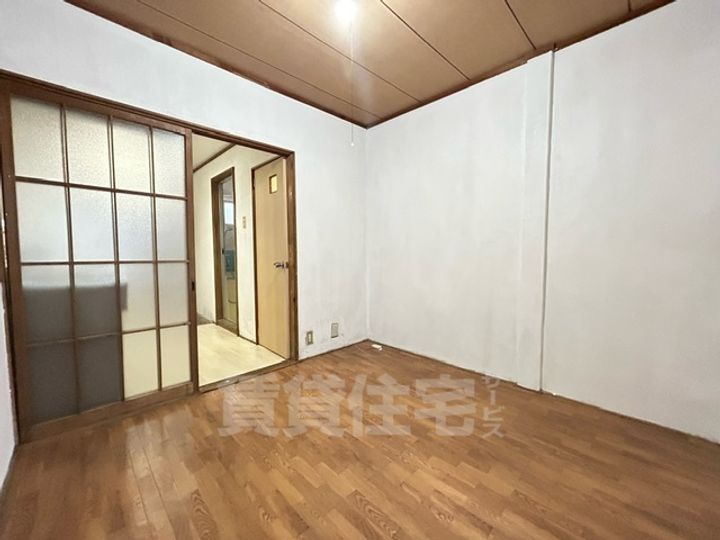 ハイム楠井の居間