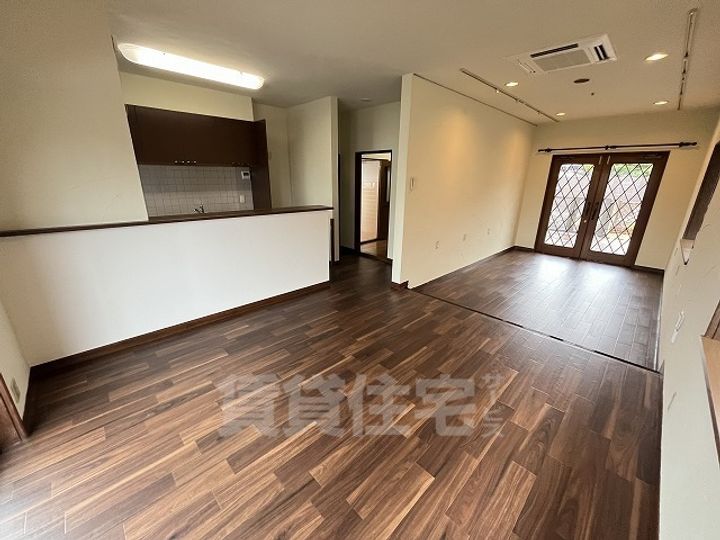 奈良県奈良市学園大和町2丁目(一戸建)の賃貸物件の居間