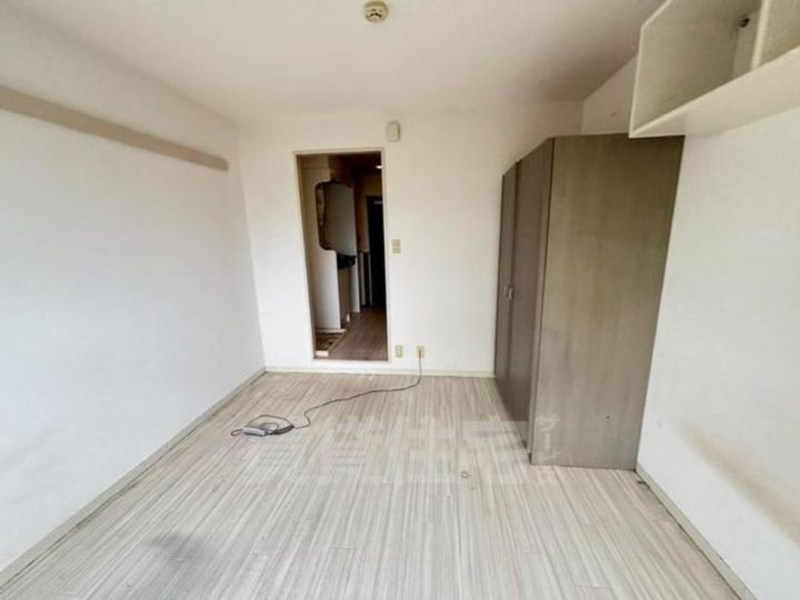 ジュネス蛍池の寝室