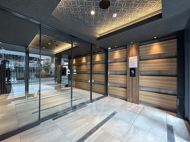 S-RESIDENCE今池arcanaの玄関