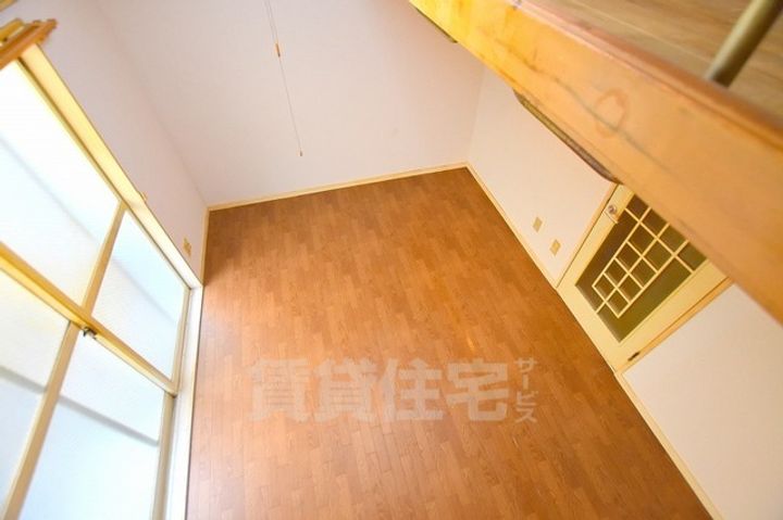 ロイヤルハイツまつい2の内装