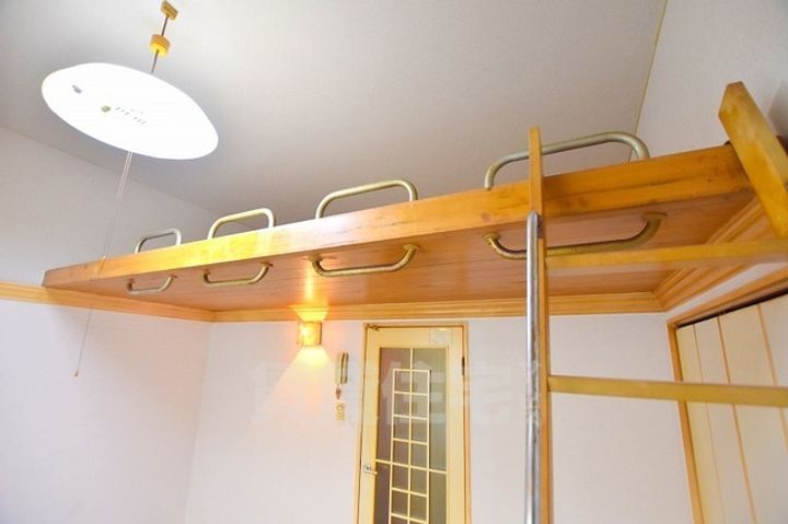 ロイヤルハイツまつい2の内装