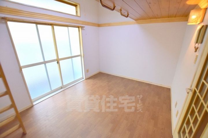 ロイヤルハイツまつい2の居間