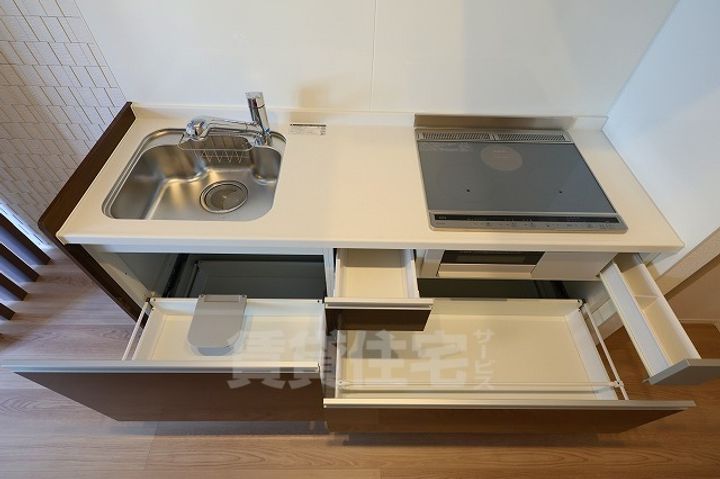 大阪府東大阪市末広町の賃貸アパートのキッチン