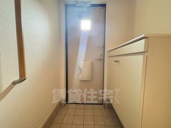 エアリーコートの玄関