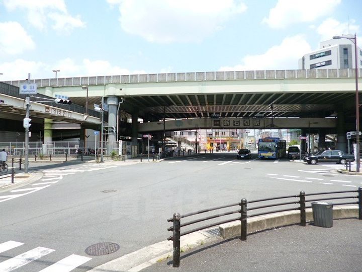 朝日プラザイーストスクエア812の周辺