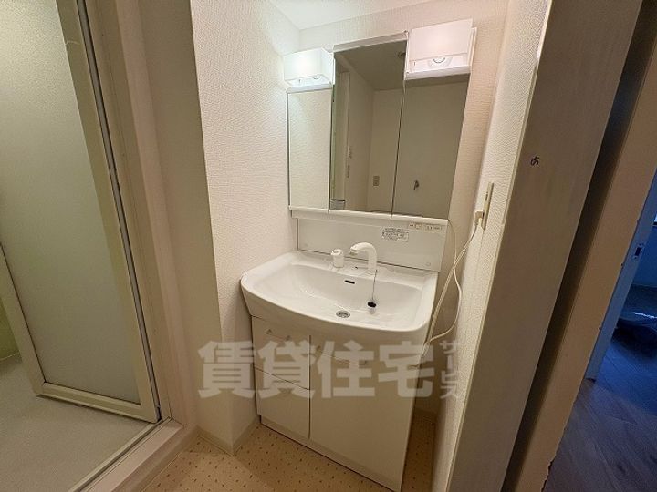 朝日プラザイーストスクエア812の内装