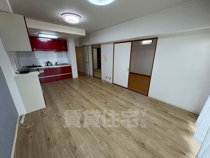 朝日プラザイーストスクエア812の居間