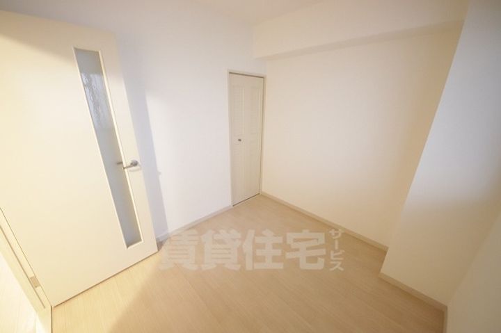 大阪府東大阪市御幸町の賃貸マンションの内装