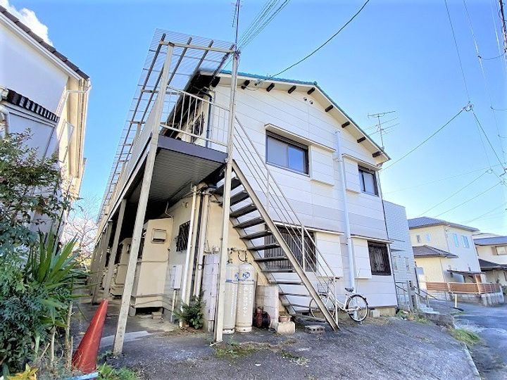 平和荘の外観