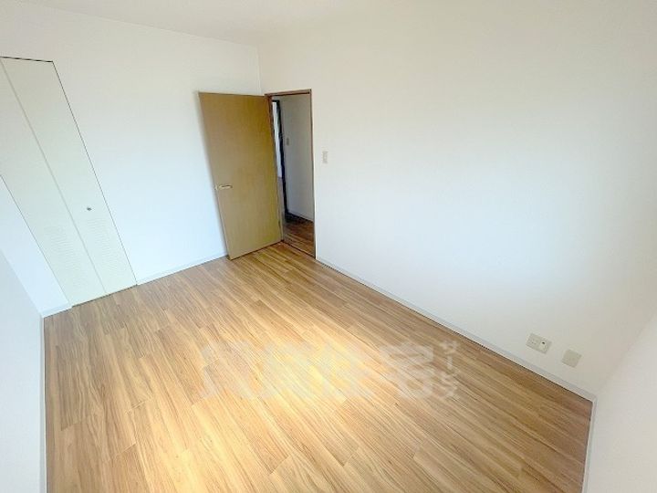 ミレニアムの内装