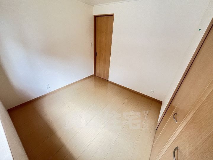 ボナール柳の寝室