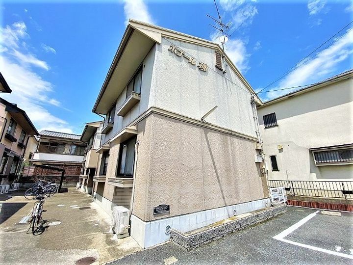 ボナール柳の外観