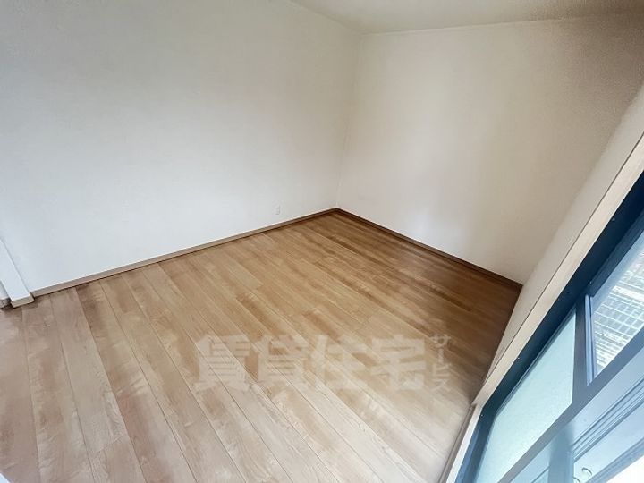 ボナール柳の居間