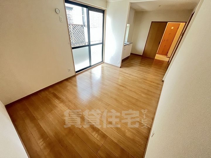 ボナール柳の居間