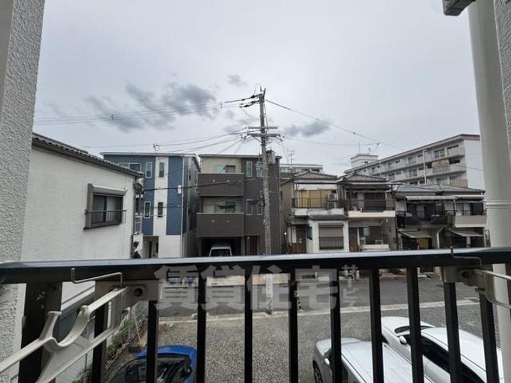 アール・アイ緑町の周辺