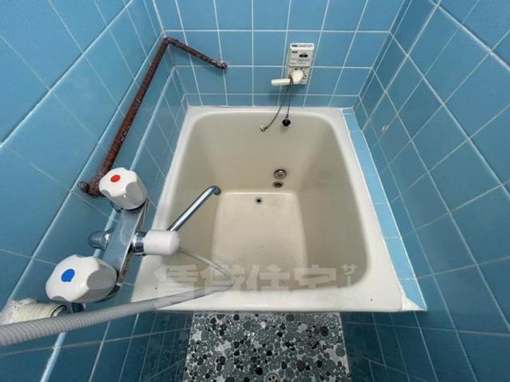 大阪府豊中市長興寺南4丁目の賃貸マンションの風呂