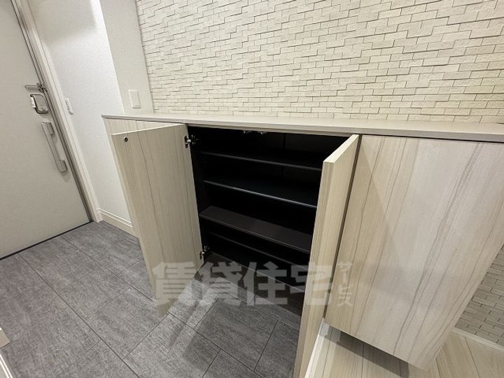 カリーノディモーラのその他画像