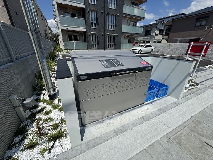 カリーノディモーラのその他画像