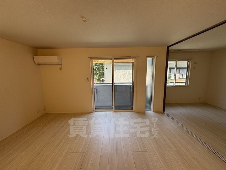 カリーノディモーラの居間