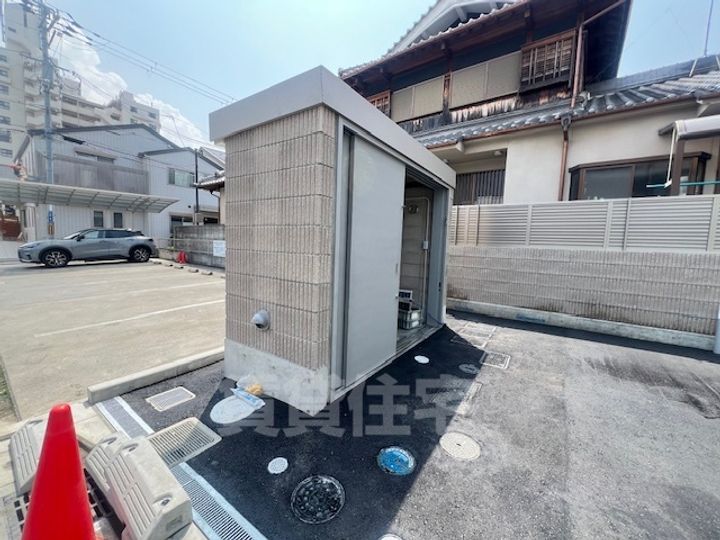 大阪府高石市千代田1丁目の賃貸アパートの外観