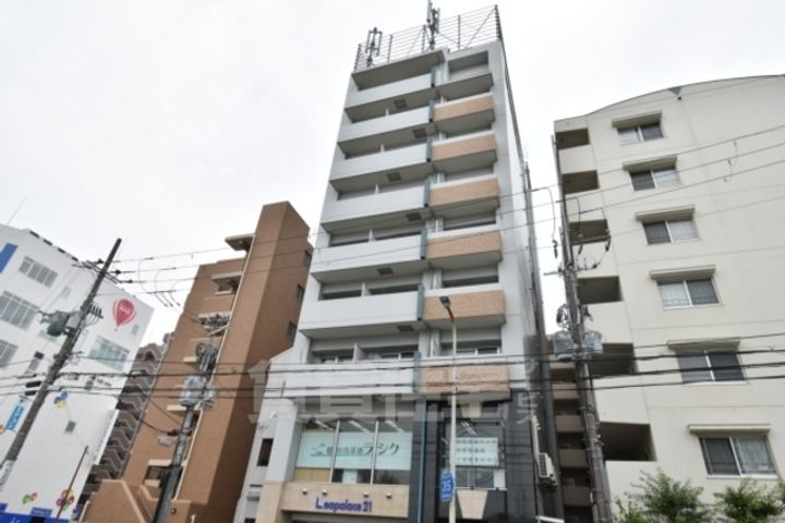 ハイネス・センターコートの外観