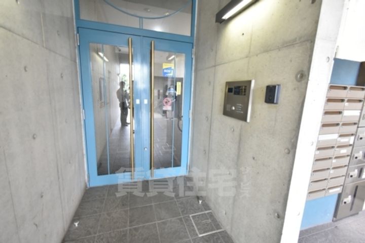 ハイネス・センターコートの玄関