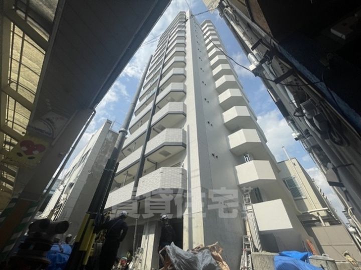 セオリー神戸ウエストゲートの外観