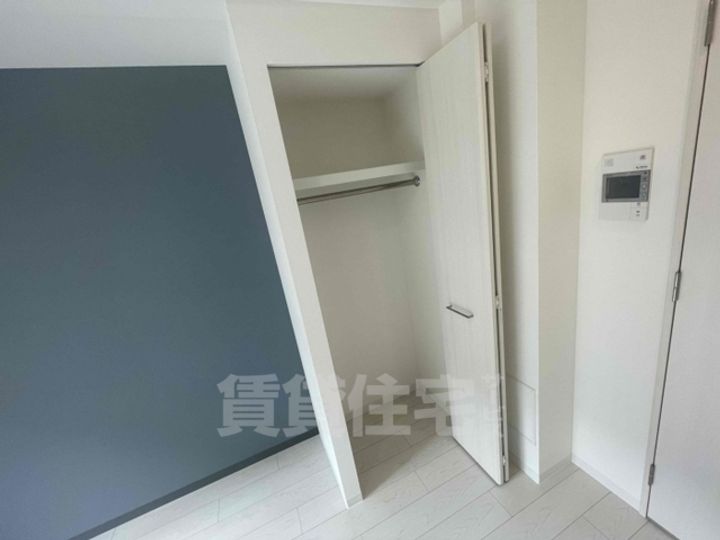 セオリー神戸ウエストゲートの内装