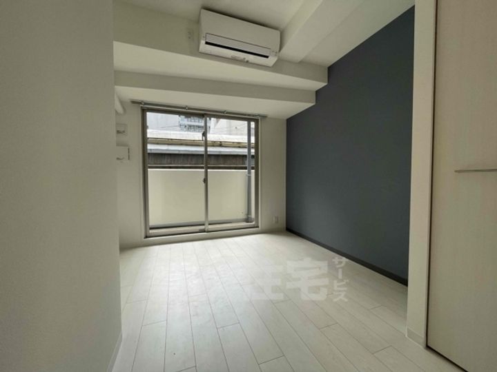 セオリー神戸ウエストゲートの居間