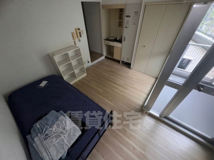 ヒルバレー妙法寺駅前204の居間