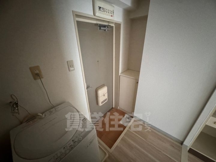 ヒルバレー妙法寺駅前204の玄関