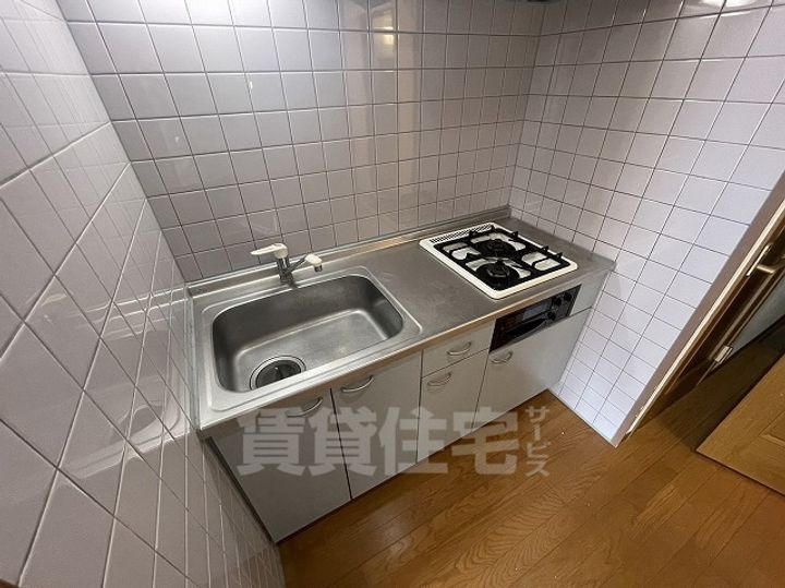 セレーノ西尾 A棟のキッチン