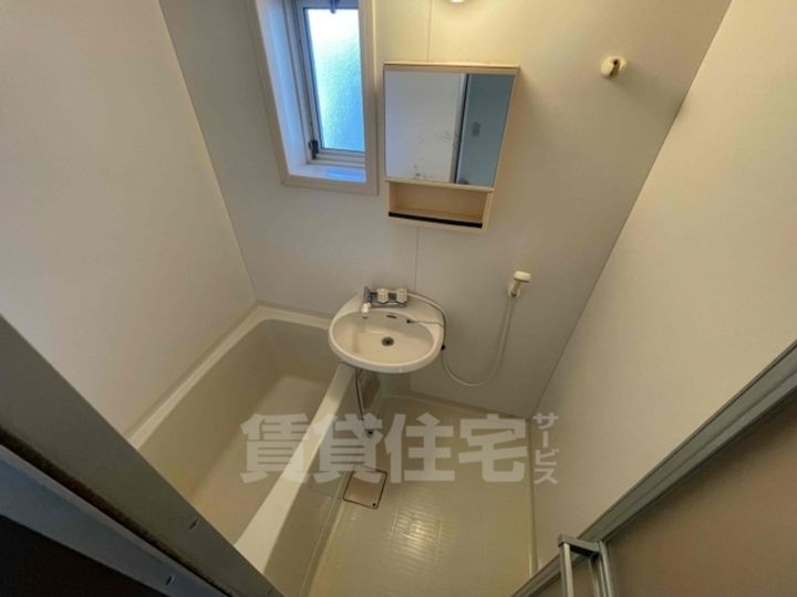 兵庫県神戸市須磨区東落合3丁目の賃貸アパートの風呂