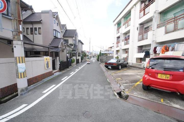 友清ハイツの周辺